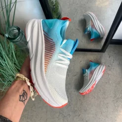 Turkis/hvid Step-on sko fra Rugged Gear