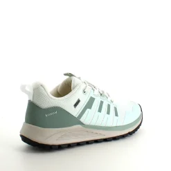 Vandtæt, mintgrøn letvægtssko fra Green Comfort med god svangstøtte.