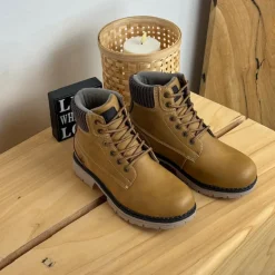 Whistler brun vinterstøvle med let foer og smarte detaljer